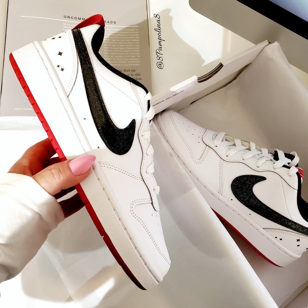Nike Court Borough Low 2 SE